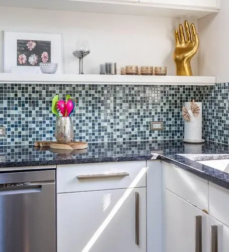 Apartment Duplex 3 Bed 2 Bat Steps From Lincoln Square