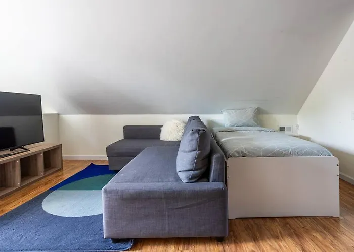 Apartment Duplex 3 Bed 2 Bat Steps From Lincoln Square